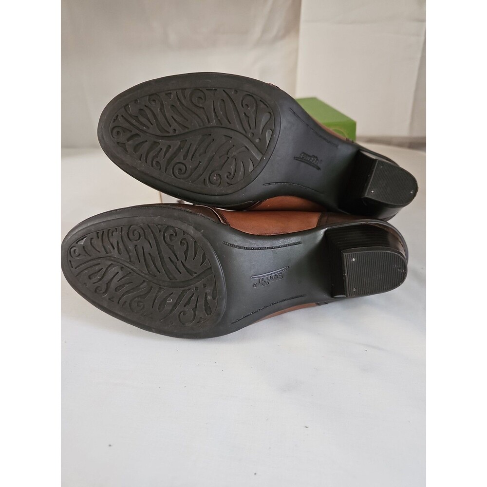 Earth Serano Brown Leather Mary Jane Two Tone Heels Women's size 8 - Picture 5 of 6